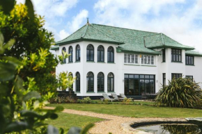 Christie Mansion - Luxury Cottages